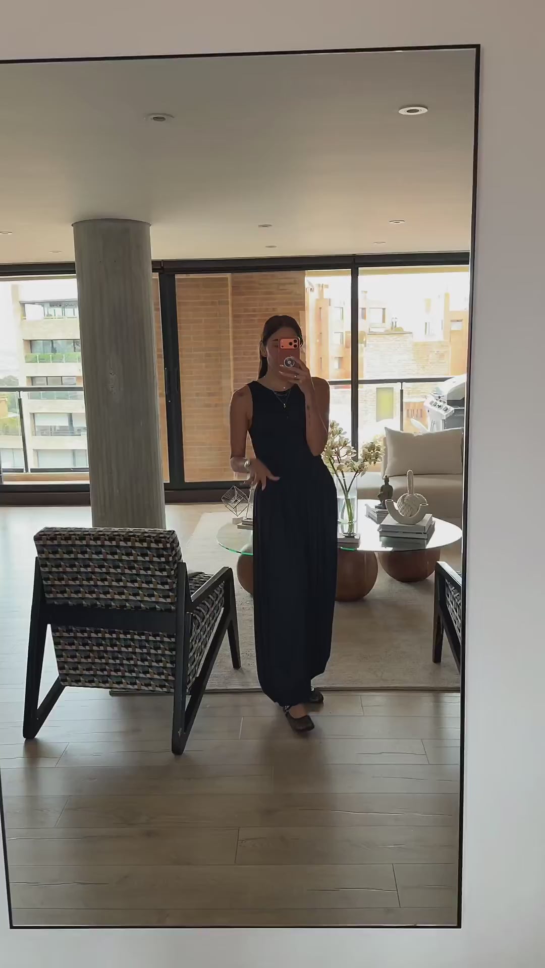 Video: Jumpsuit SHIFT Negro en movimiento